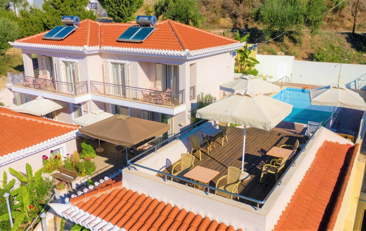 Vereniki Apartments Finikounta Exterior foto