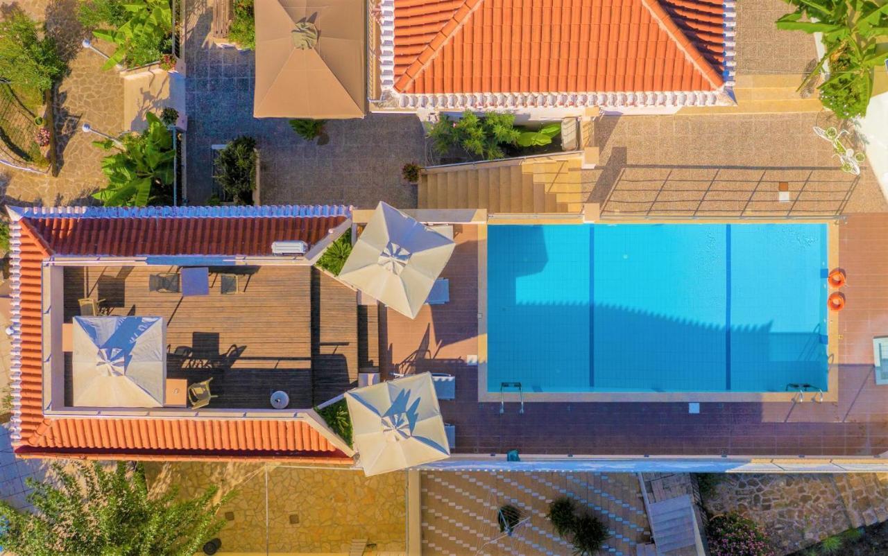Vereniki Apartments Finikounta Exterior foto